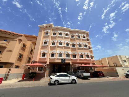 Unfurnished 2 BHK for Family & Ladies staff in AL SADD Behind Hamad Hospital
