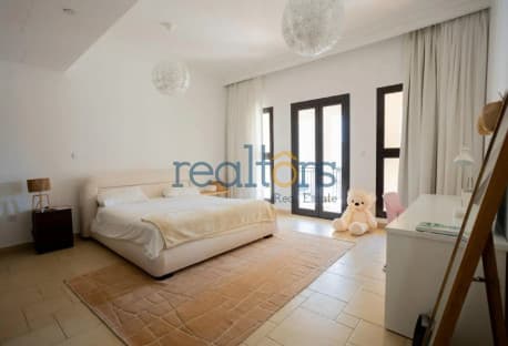 Exclusive Offer | 5BR Duplex Penthouse | Rented