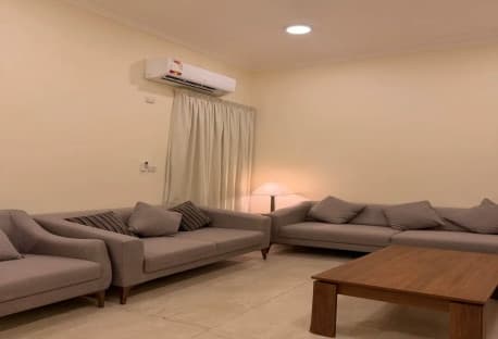 Furnished 3Bedroom Apartment for 4 Umm salal Al