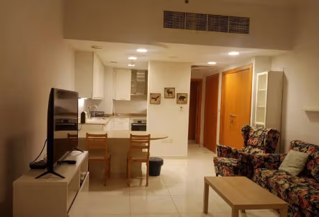 SEA-VIEW STUDIO + 1 MONTH FREE | BILLS INC | FF